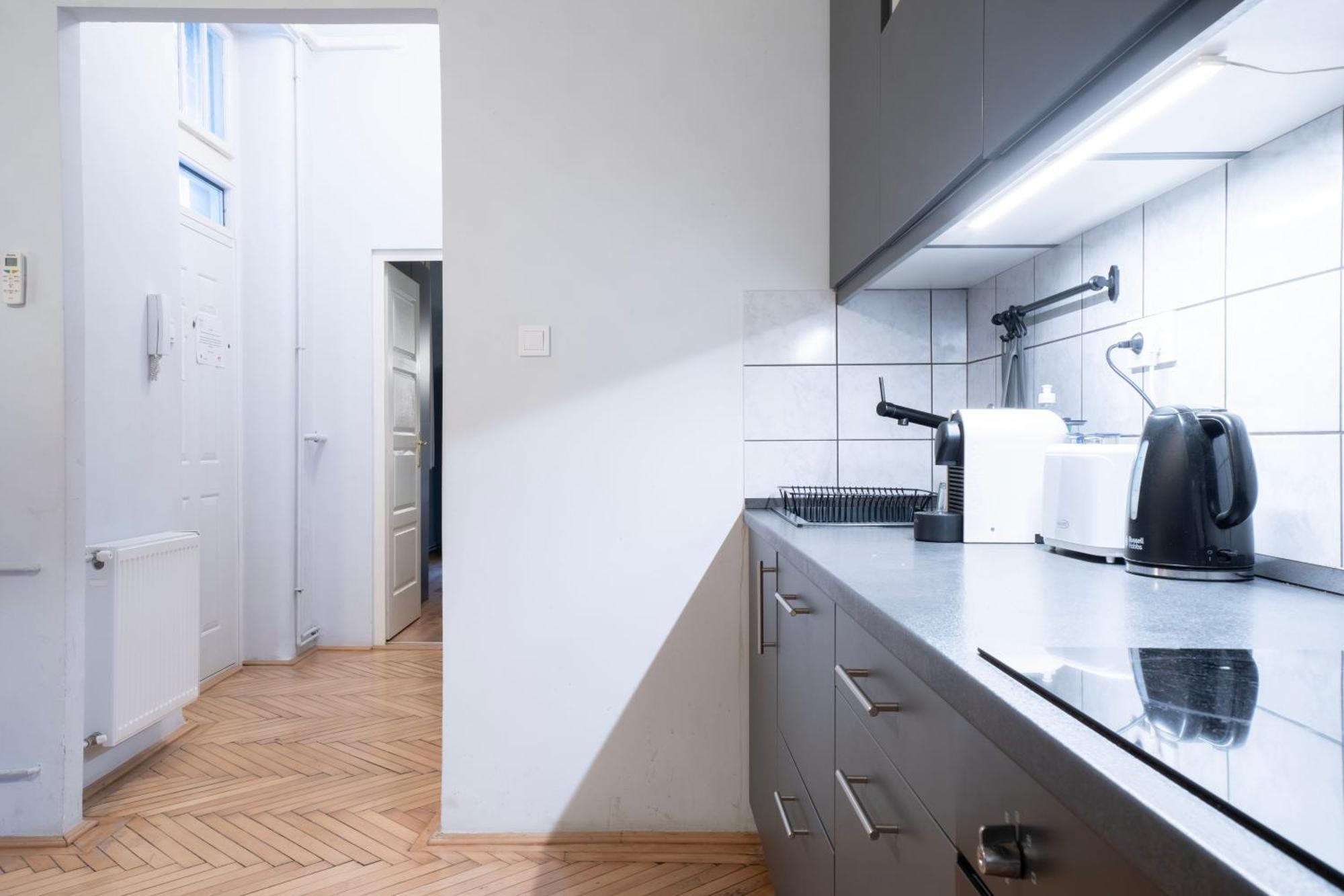Super Comfort Apartment With 3 Rooms Next To Opera Budapest Luaran gambar